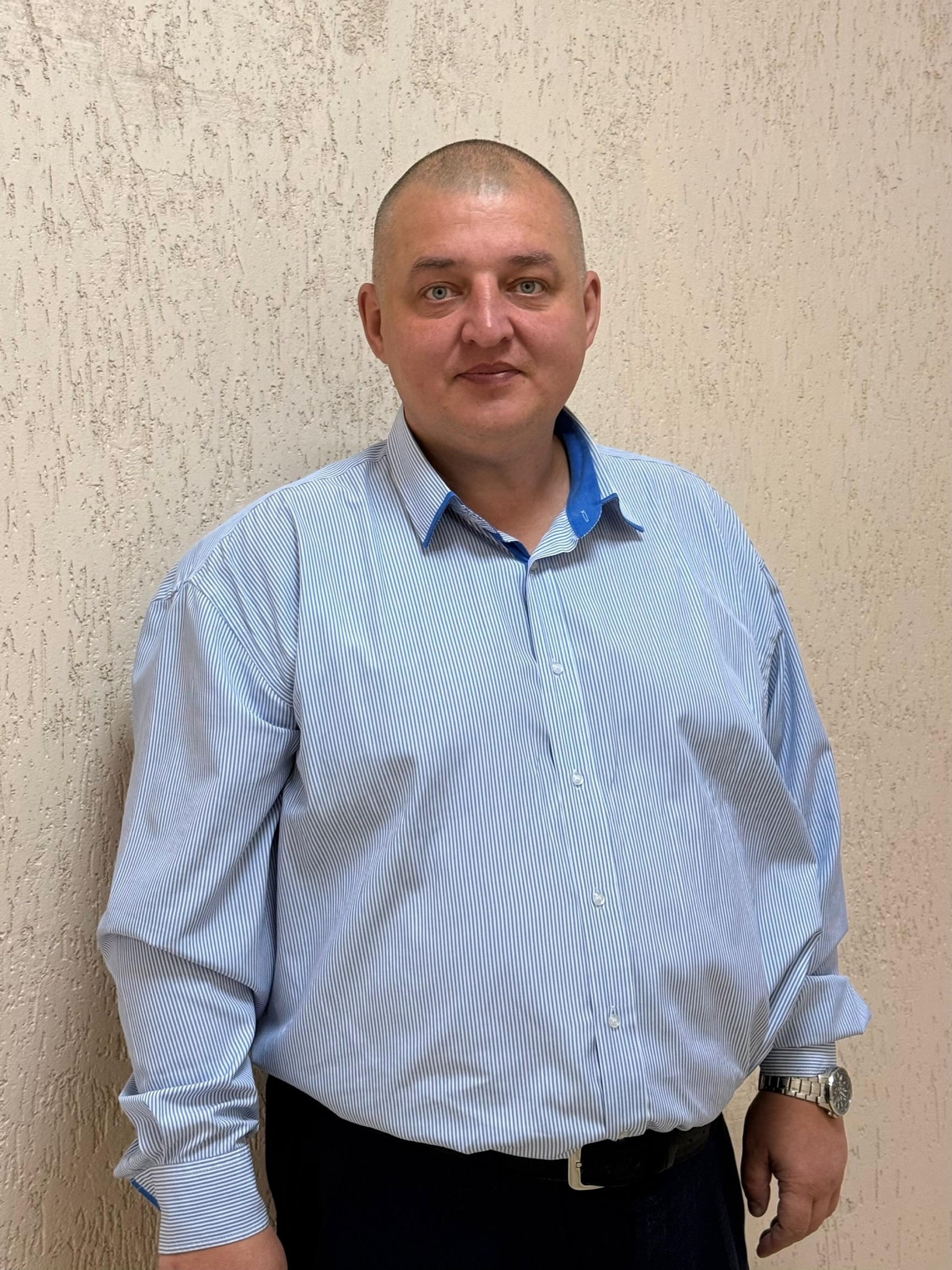 Аскеров Виктор Николаевич.